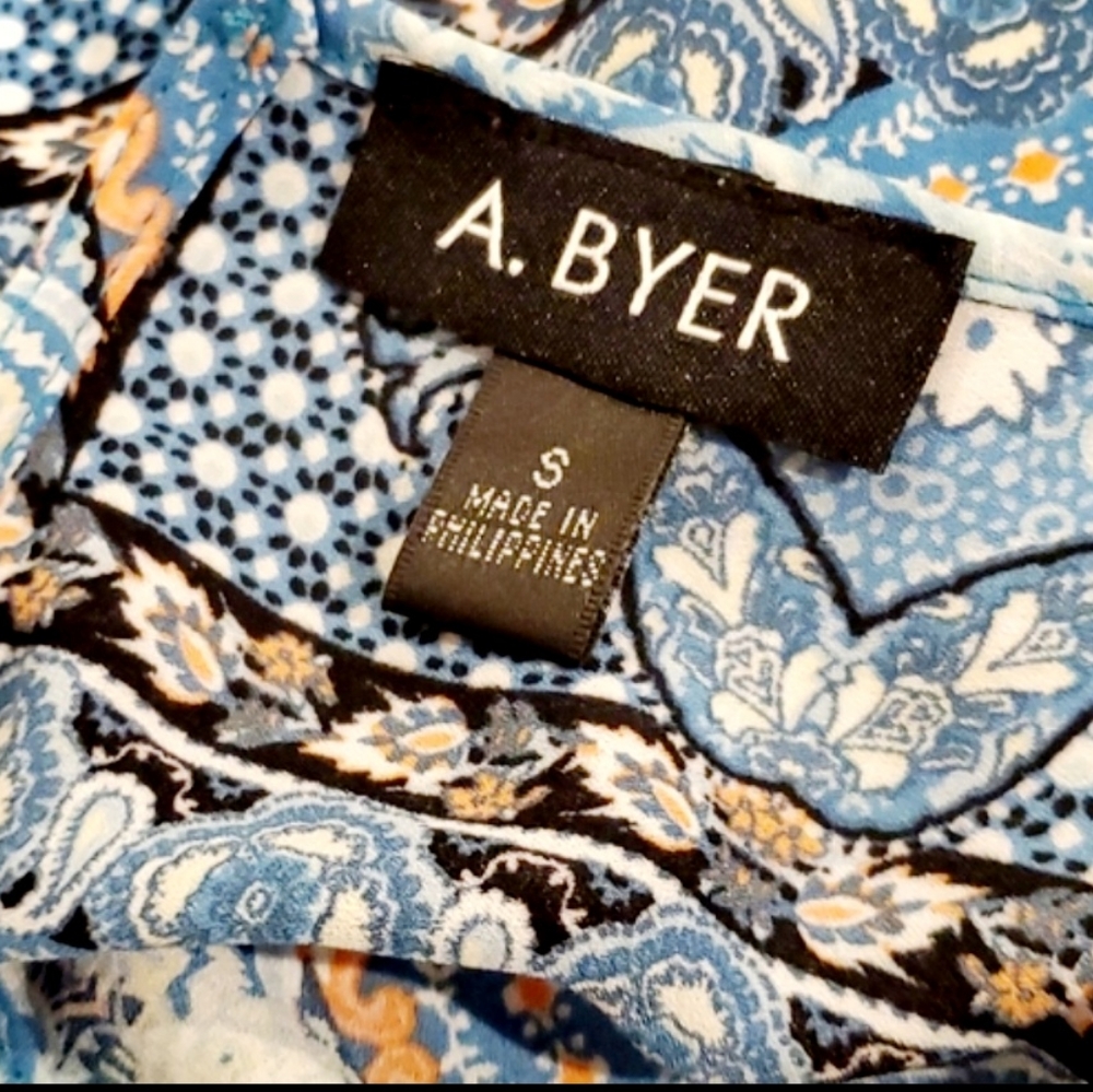 Bohemian Off the Shoulder Blouse - Picture 5 of 8